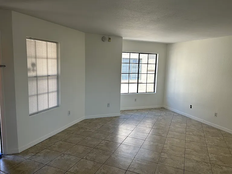 575 E St #3 — Photo 7