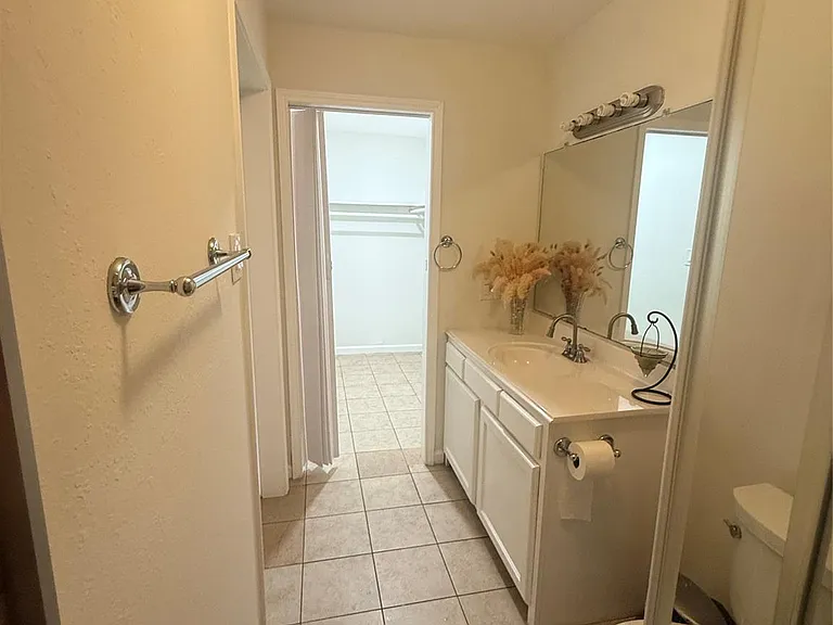 12335 W Village Dr #A — Photo 23