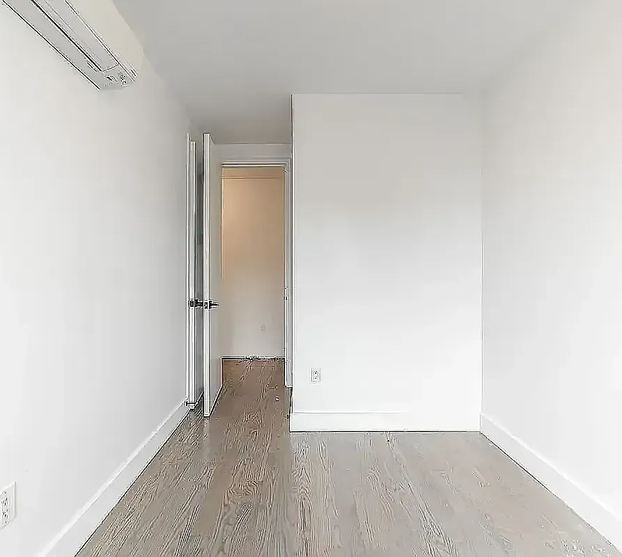 254 East 28th Street — Photo 3