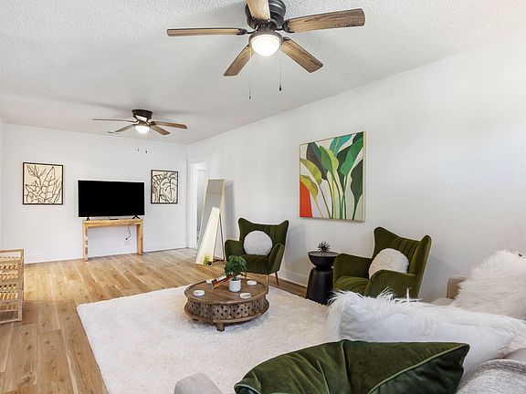 4th image of 2680 Poplin Ave