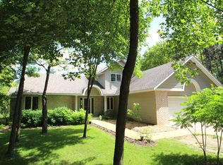 17894 Riverwood Dr, Cushing, MN 56345