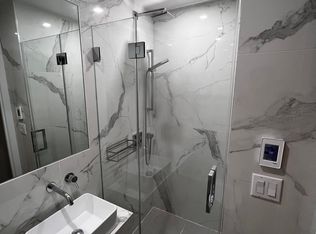216 E 5th St APT 2, New York, NY 10003