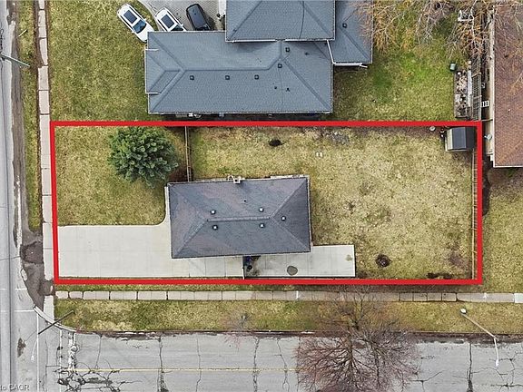 3rd image of 6581 Riall St