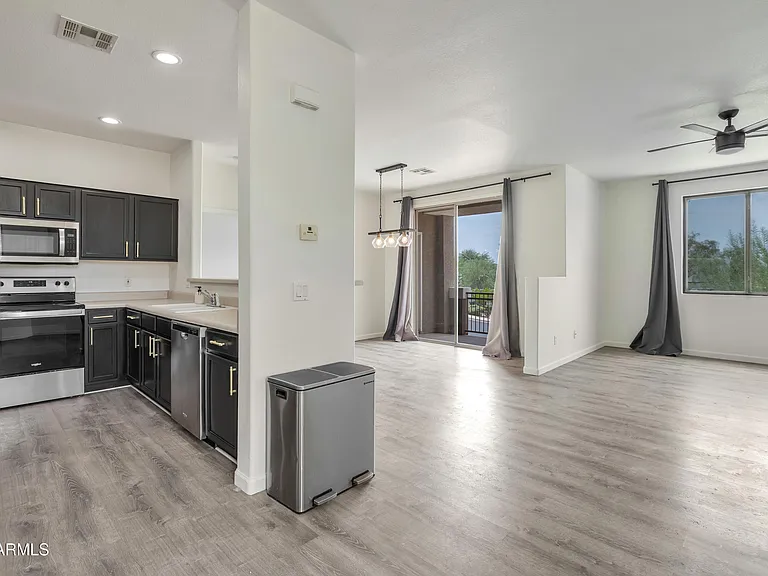 1335 E June St #205 — Photo 18