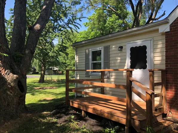 124A E Hoover St, Westfield, IN 46074