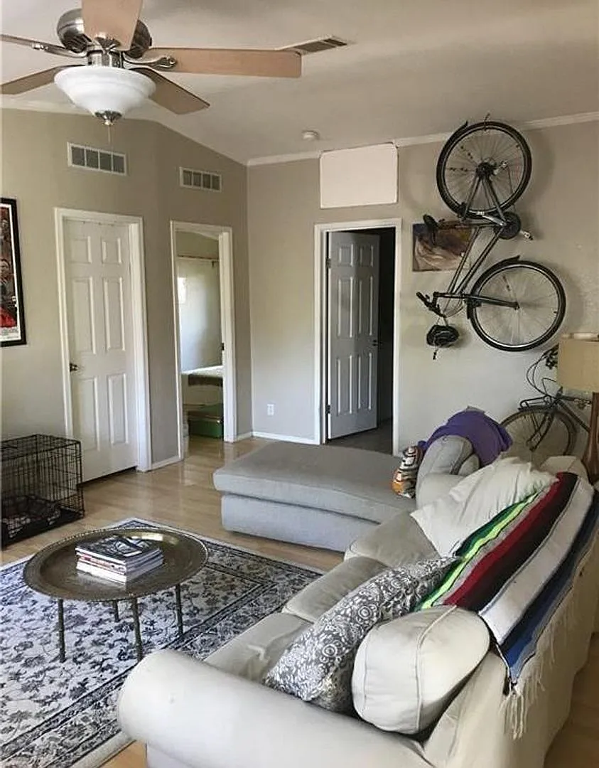 1410 Harvey St Unit A — Photo 2