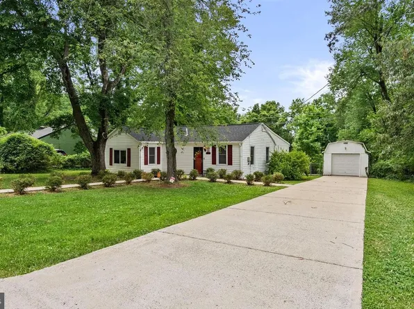 14905 White Hall Ave, Accokeek, MD 20607