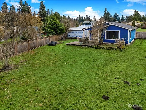3rd image of 8525 SE Pepperidge Lane