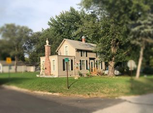 714 W 12th St, Eudora, KS 66025