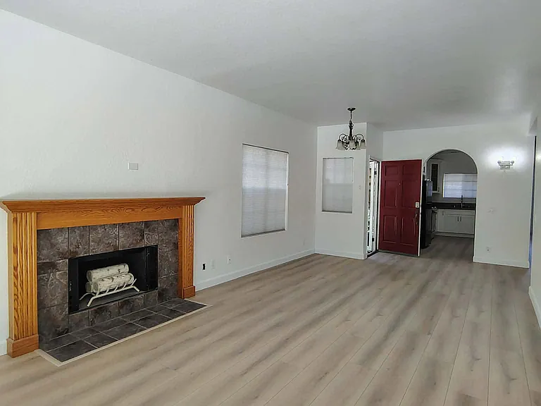 3640 S Bear St #N — Photo 7