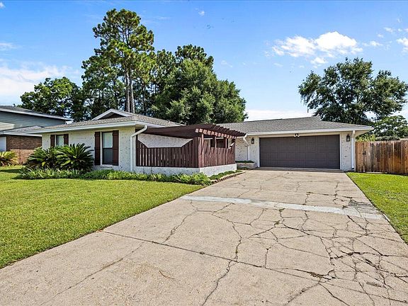2nd image of 1619 Date Palm Dr
