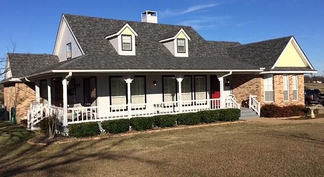 1st image of 1421 Lakeview Dr