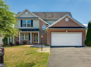 100 Altima Ct, Inwood, WV 25428