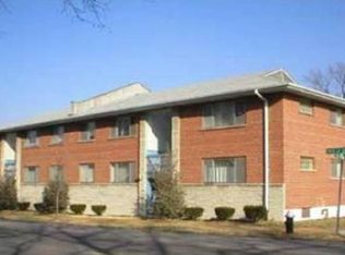 935 Holly Hills Ave, Saint Louis, MO