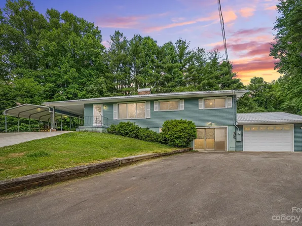 51 Pinecola Dr, Brevard, NC 28712