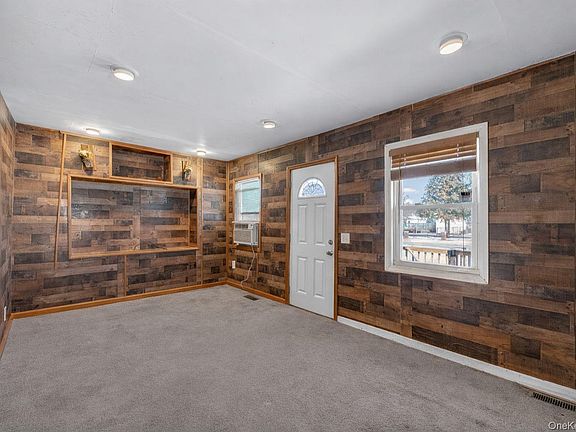 3rd image of 12 Hackensack Road