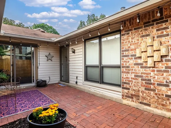40 Hampshire Cir, Little Rock, AR 72212
