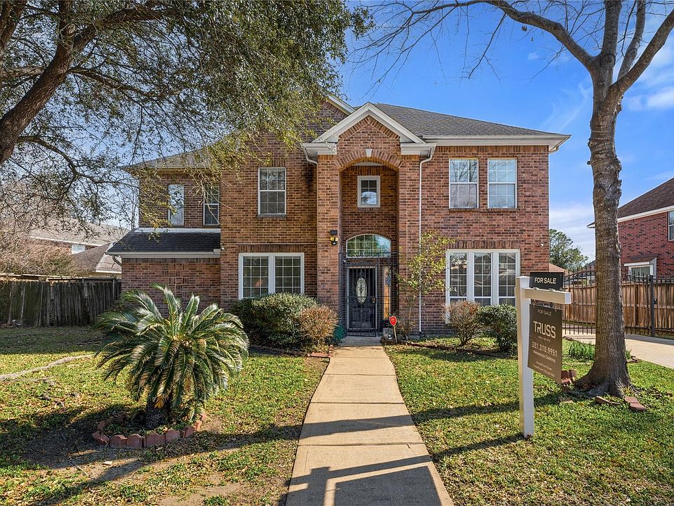 1st image of 14711 San Luis Rey Dr