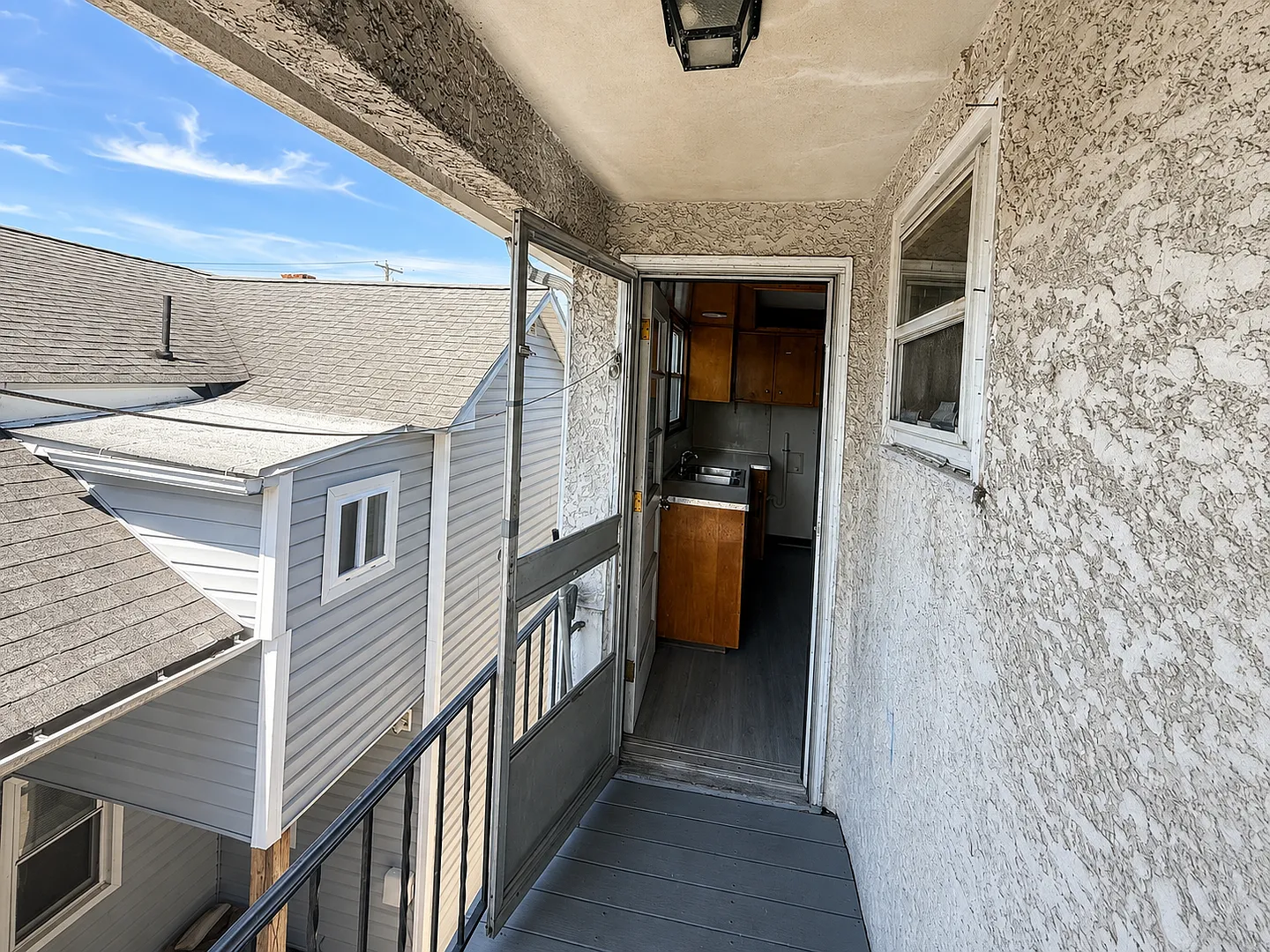 520 Oak Unit 3 — Photo 4