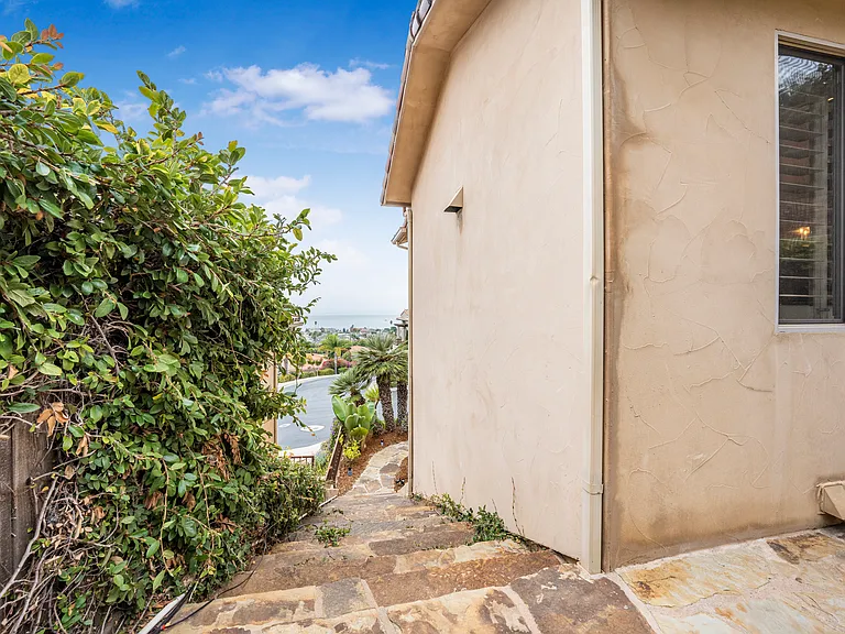 1331 Costa Brava — Photo 33
