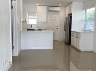 412 SE 15th St #1, Fort Lauderdale, FL 33316