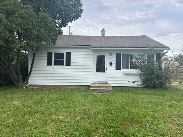 716 S Maple Ave, Fairborn, OH 45324
