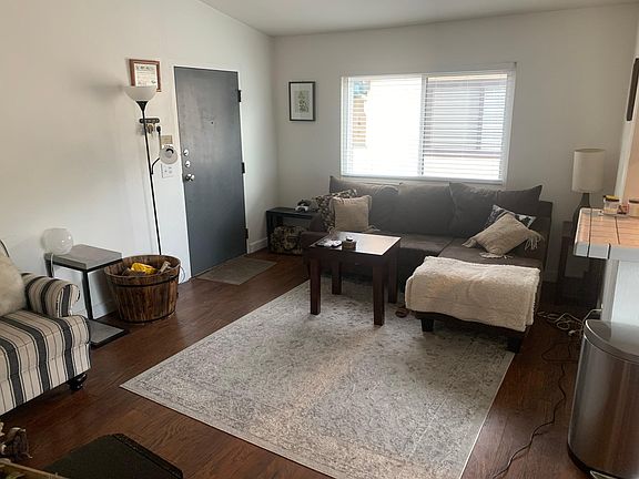 3rd image of 4436 Louisiana St APT 14