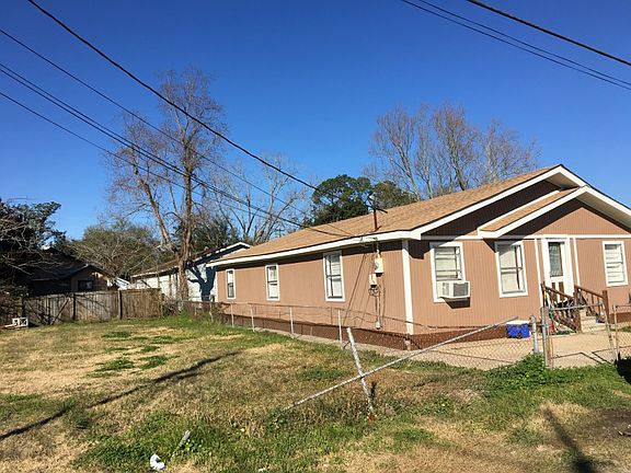 3rd image of 133 Beech Grove Dr