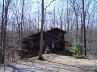 704 May Apple Ln, Carbondale, IL 62903