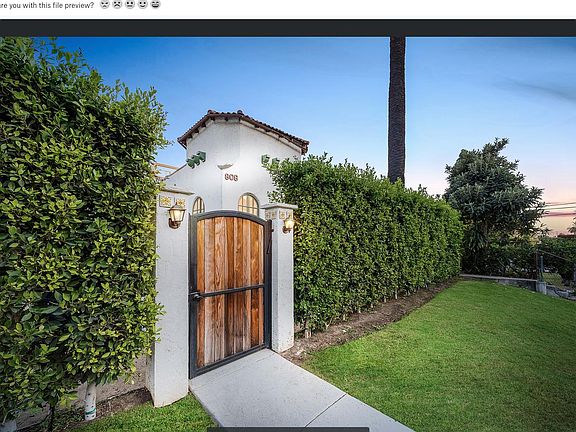 3rd image of 808 Tularosa Dr APT 11