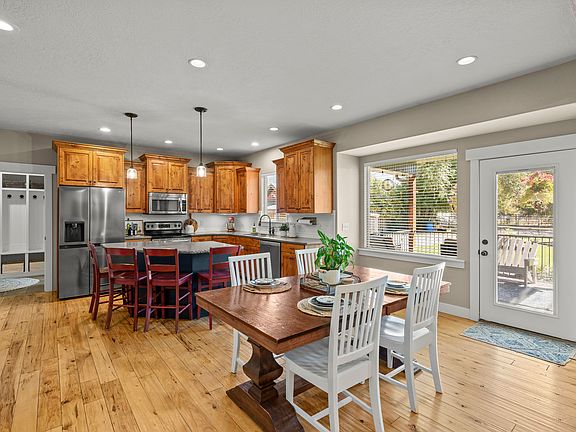 5th image of 1062 E 350 S