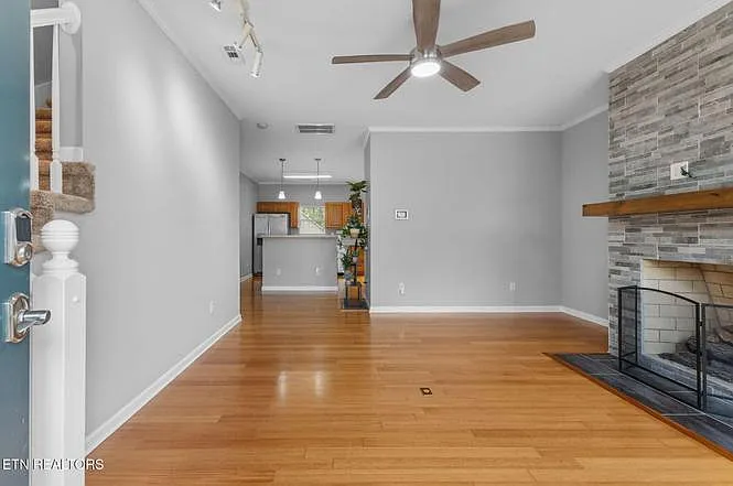 10708 Prince Albert Way — Photo 2