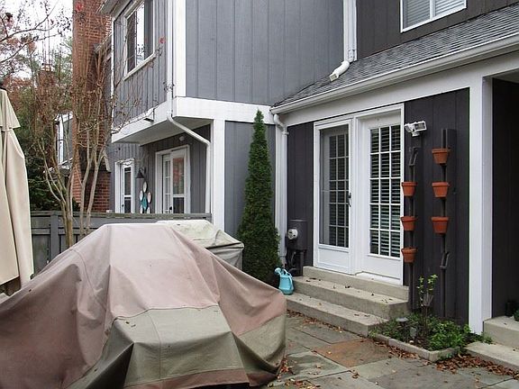 2nd image of 20707 Highland Hall Dr