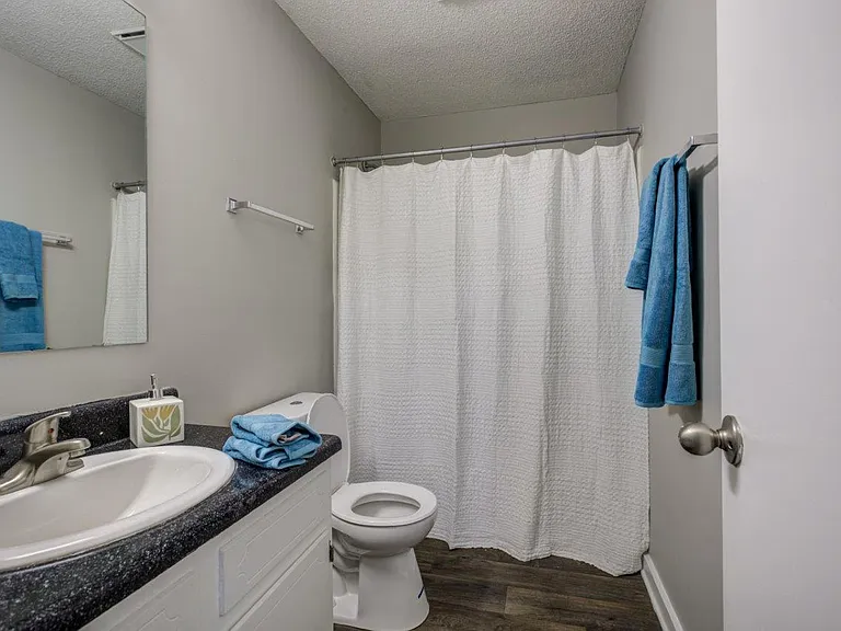 Waters Edge Apartment Homes (NC) — Photo 7