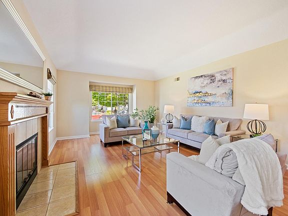 5th image of 1197 Mountain Quail Cir