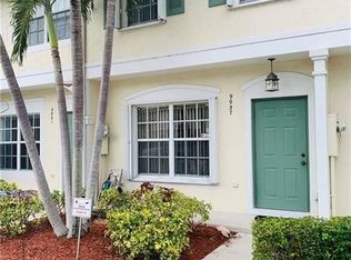 9957 NW 57th Mnr, Pompano Beach, FL 33076