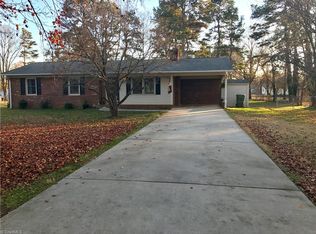 504 Canary Dr, Lexington, NC 27292