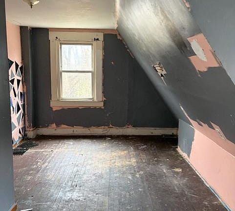 5th image of 19 Balfour Ave
