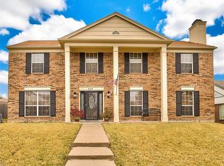 2129 Country Dell Dr, Garland, TX 75040