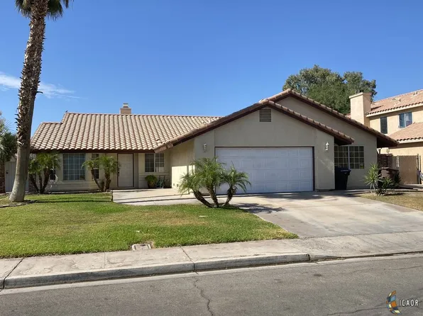 1112 Obeliscos St, Calexico, CA 92231