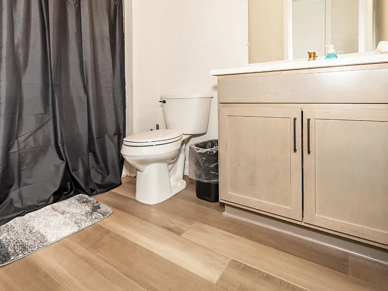 7488 Gramercy Cir — Photo 28