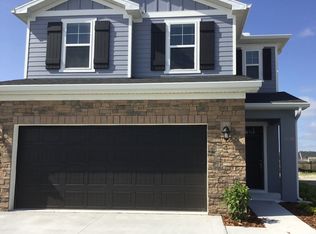 1039 Walden Pond Dr, Plant City, FL 33563