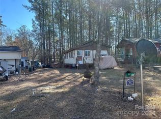 103 Anchor Ct, Mount Gilead, NC 27306
