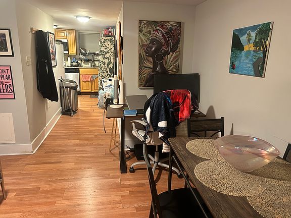 5th image of 2254 Bryn Mawr Ave #16