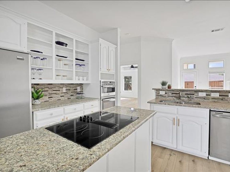1st image of 4604 Preston Bend Dr