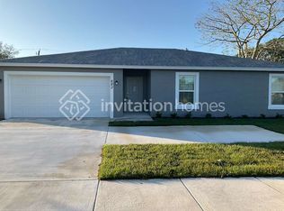 682 NW Floresta Dr, Port Saint Lucie, FL 34983