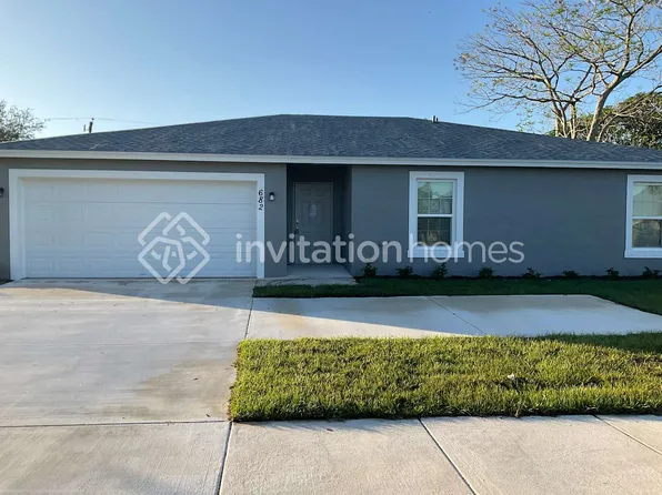 682 NW Floresta Dr, Port Saint Lucie, FL 34983