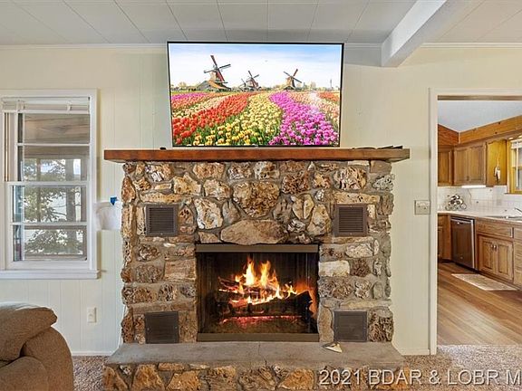 2nd image of 132 Point Lookout Dr