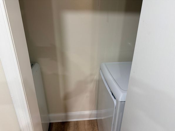97 Wyndham Pl