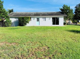 7326 Lobelia Rd, Fort Myers, FL 33967